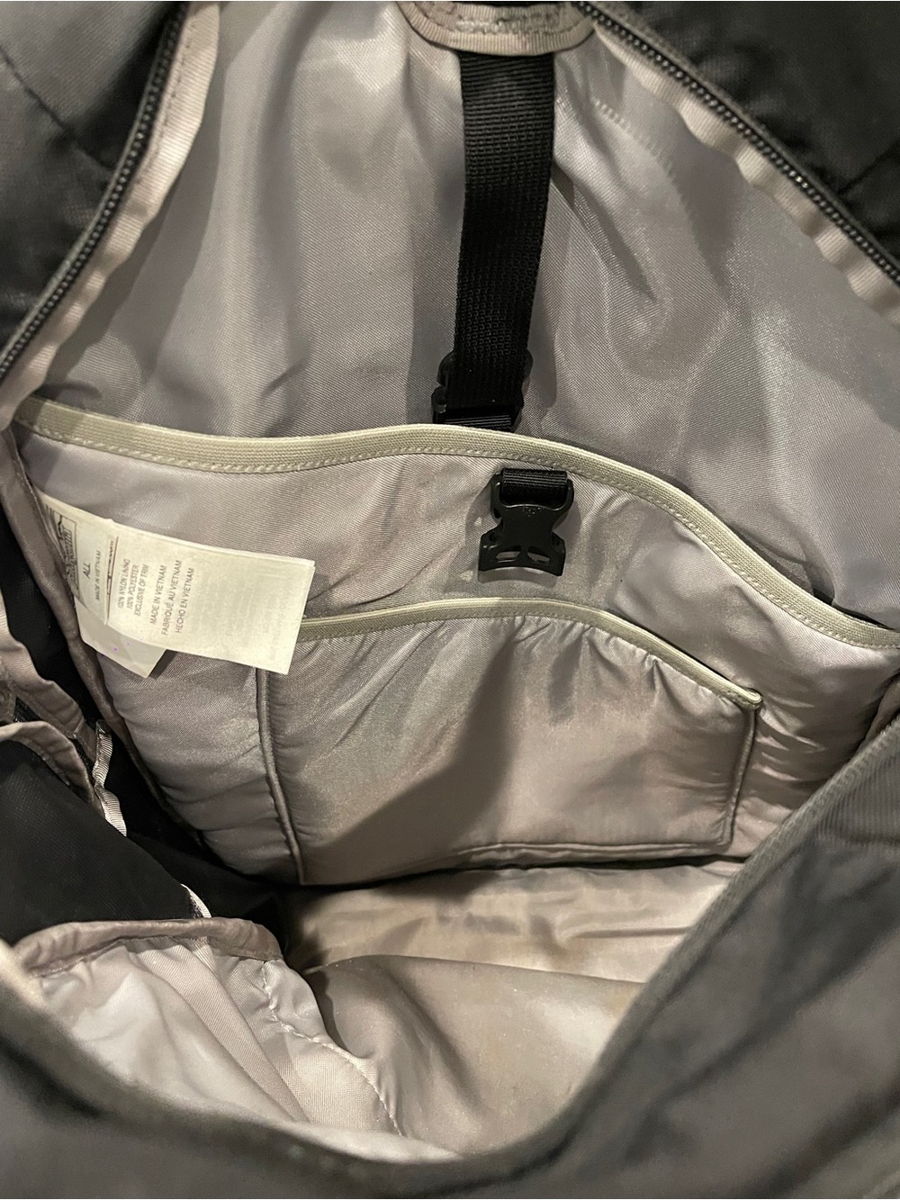 Patagonia Black Compact Everyday Backpack - Picture 8 of 10